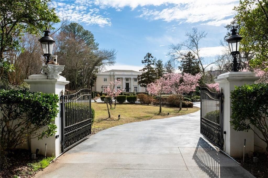 #8. 1230 W Garmon Rd, Atlanta